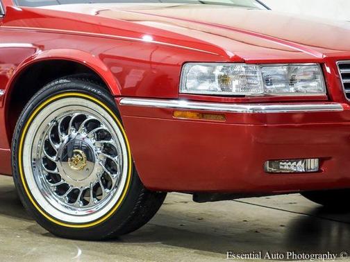 1997 Cadillac Eldorado Standard