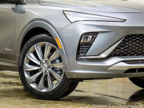 Moonstone 2026 Buick Envista Avenir FWD