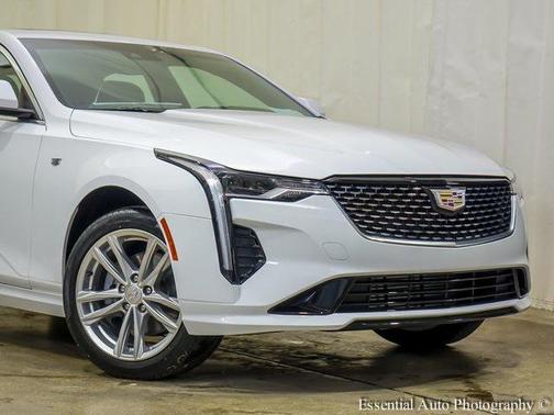 2026 Cadillac CT4 Luxury RWD