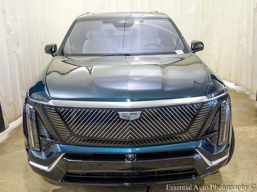 2026 Cadillac VISTIQ Luxury