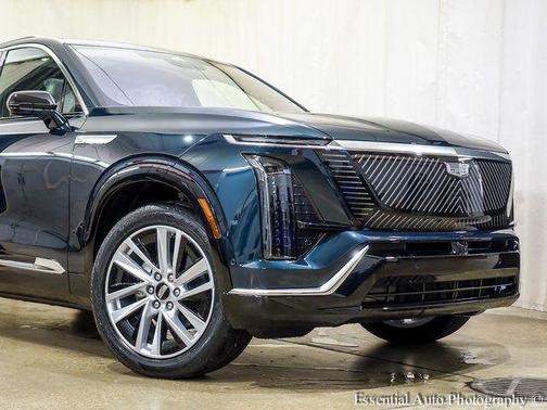 2026 Cadillac VISTIQ Luxury