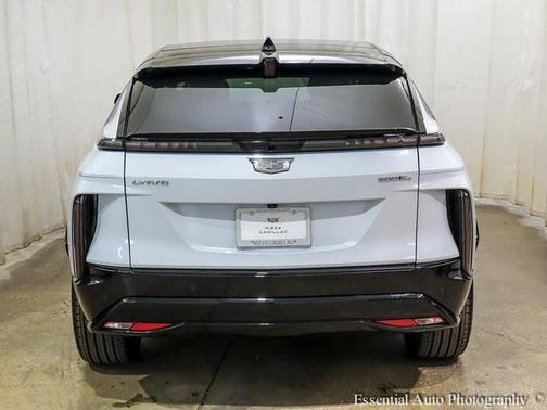 2026 Cadillac LYRIQ Signature Sport