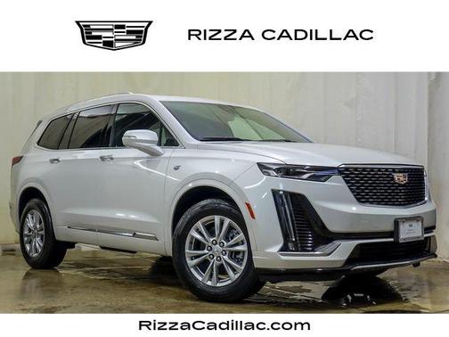 2025 Cadillac XT6 Luxury AWD