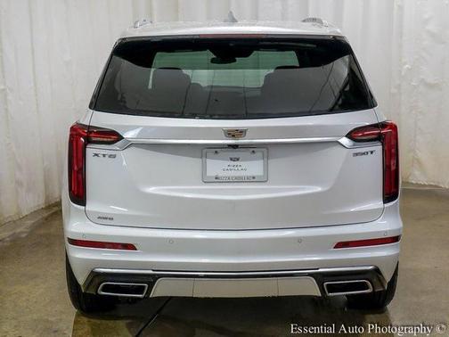 2025 Cadillac XT6 Luxury AWD