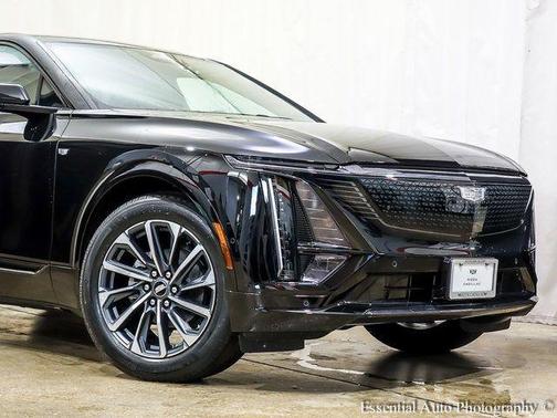 Stellar Black Metallic 2025 Cadillac LYRIQ Sport
