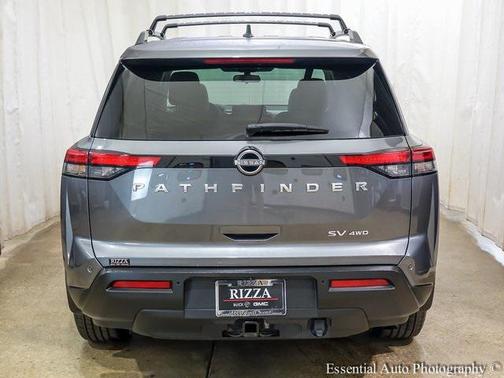 2022 Nissan Pathfinder SV 4WD