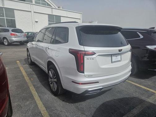 2022 Cadillac XT6 Premium Luxury AWD