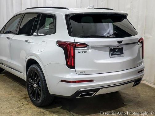 2022 Cadillac XT6 Premium Luxury AWD
