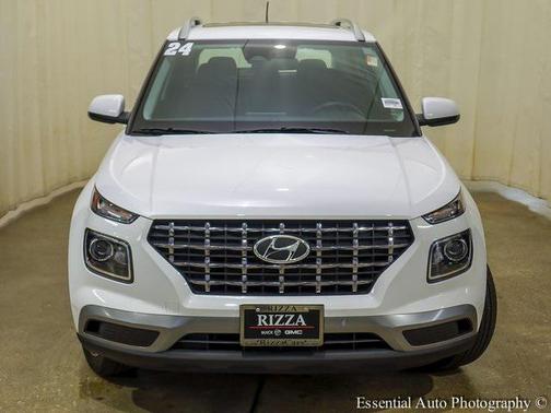 2024 Hyundai VENUE SEL