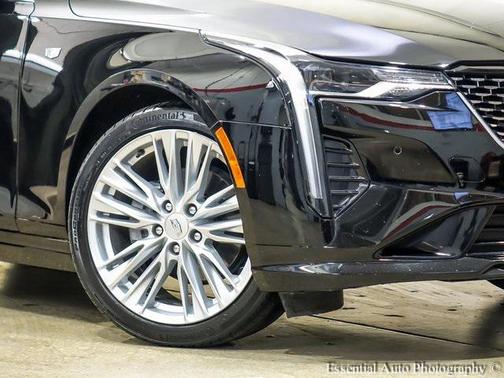 2023 Cadillac CT4 Premium Luxury