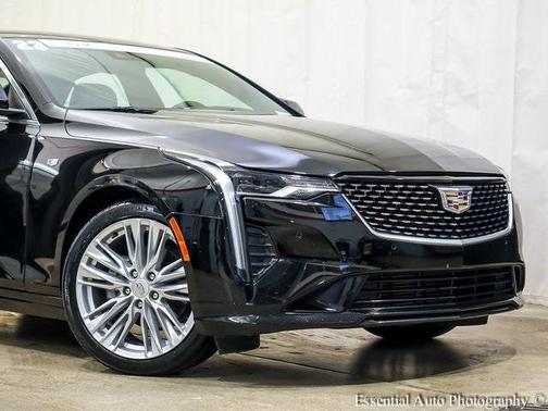 2023 Cadillac CT4 Premium Luxury