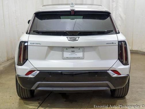 2025 Cadillac OPTIQ Luxury
