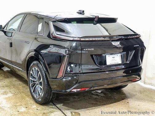2026 Cadillac LYRIQ Sport