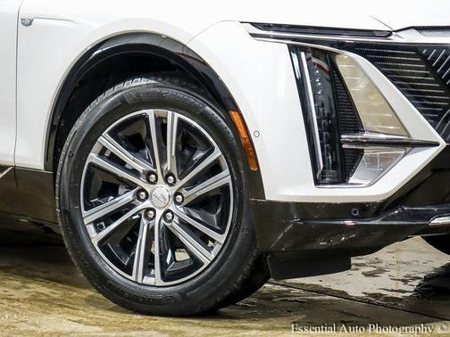 2025 Cadillac LYRIQ Luxury w/1SD