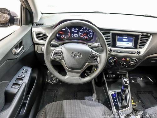 2021 Hyundai Accent SE