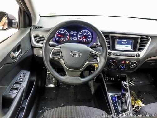2021 Hyundai Accent SE