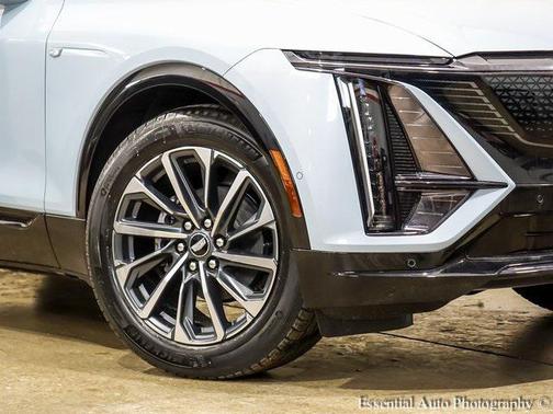 2025 Cadillac LYRIQ Sport w/1SF