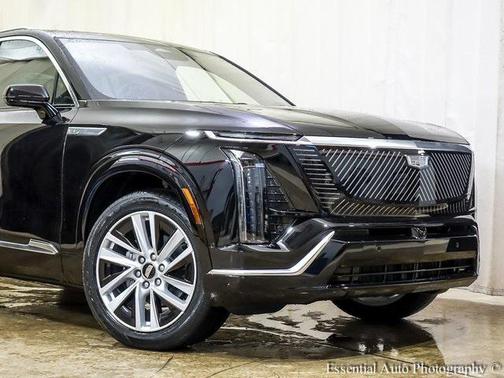 2026 Cadillac VISTIQ Luxury