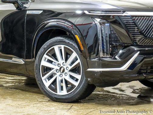 2026 Cadillac VISTIQ Luxury