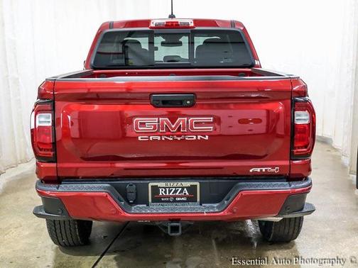 2025 GMC Canyon Base