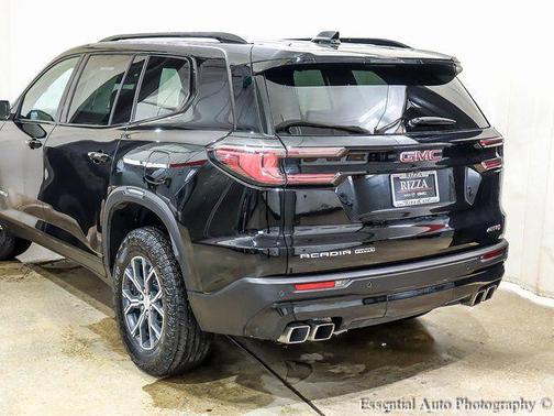 2024 GMC Acadia AWD AT4