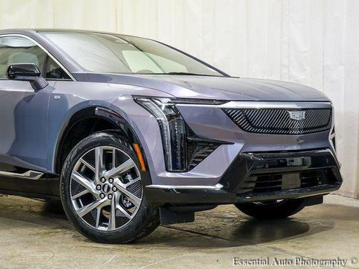 2026 Cadillac OPTIQ Premium Luxury