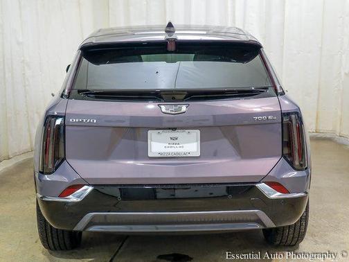 2026 Cadillac OPTIQ Premium Luxury