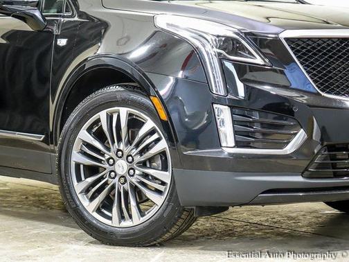 2020 Cadillac XT5 Sport