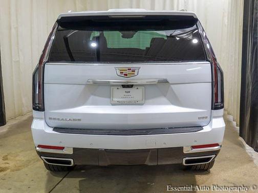 2026 Cadillac Escalade Luxury