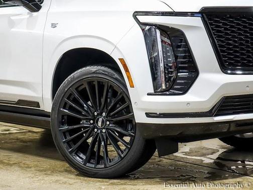 2025 Cadillac Escalade Sport