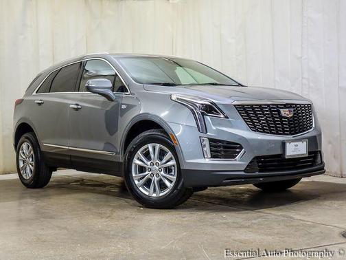 Argent Silver Metallic 2026 Cadillac XT5 Luxury