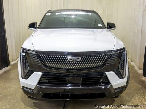 2025 Cadillac Escalade IQ Sport 2