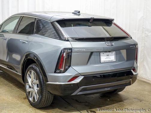 2025 Cadillac OPTIQ Luxury