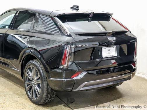 2025 Cadillac OPTIQ Sport 2 AWD