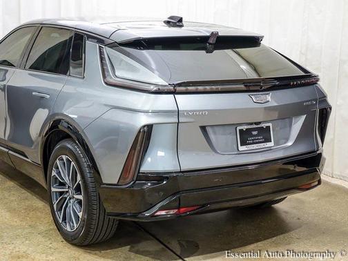 2024 Cadillac LYRIQ Sport