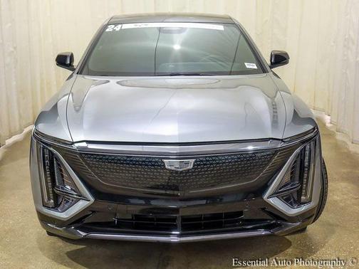 2024 Cadillac LYRIQ Sport
