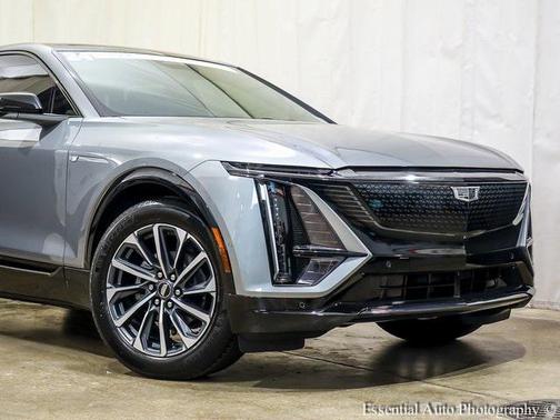 2024 Cadillac LYRIQ Sport