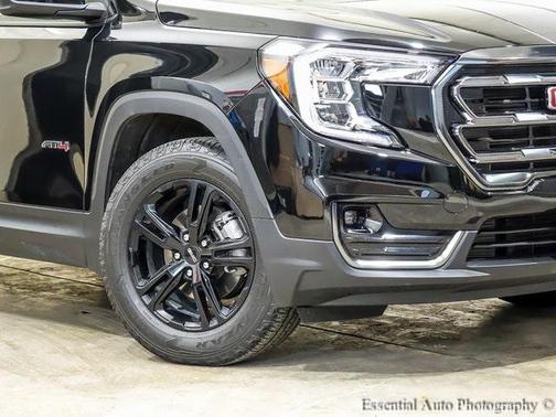 2023 GMC Terrain AWD AT4