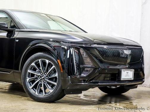 2025 Cadillac LYRIQ Sport w/1SJ