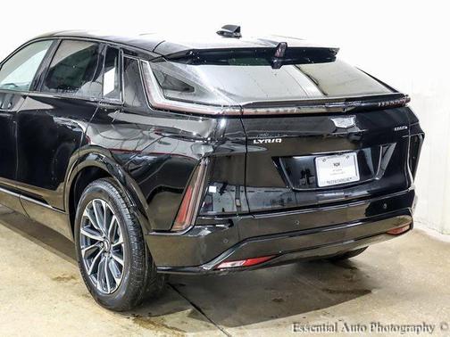 2025 Cadillac LYRIQ Sport w/1SJ