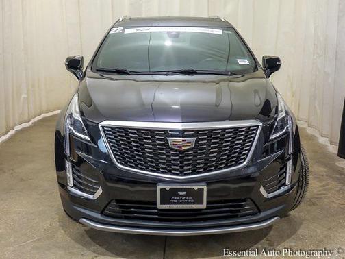 2022 Cadillac XT5 Premium Luxury