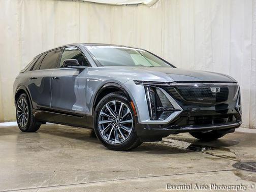 Argent Silver Metallic 2024 Cadillac LYRIQ Sport