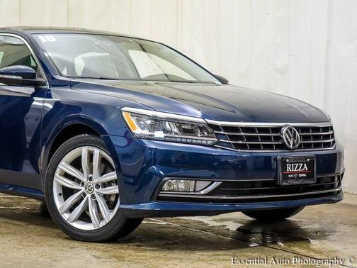 2018 Volkswagen Passat 2.0T SE