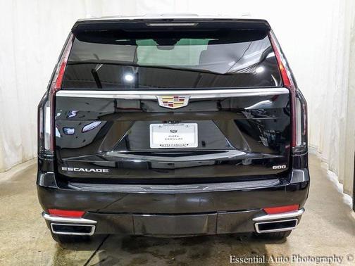 2022 Cadillac Escalade Premium Luxury