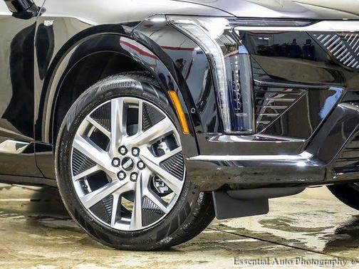 2026 Cadillac OPTIQ Luxury