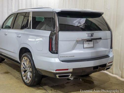 2026 Cadillac Escalade Luxury