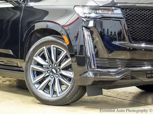2022 Cadillac Escalade ESV Sport