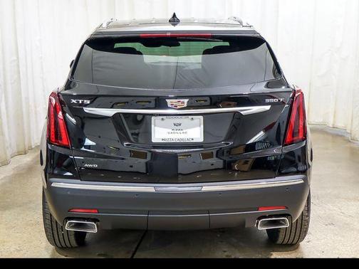 Stellar Black Metallic 2026 Cadillac XT5 Luxury