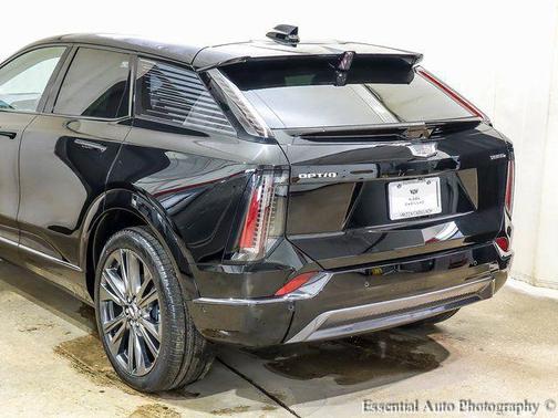 2026 Cadillac OPTIQ Premium Sport