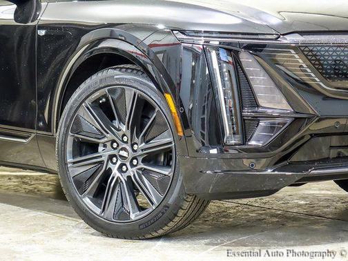 2026 Cadillac LYRIQ Signature Sport
